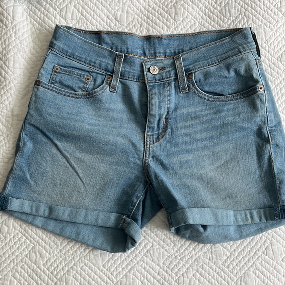 2-for-1 Levi's! - Picture 2 of 6